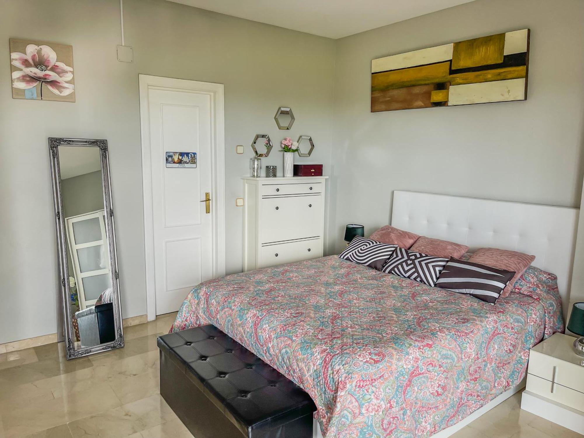 Modern Apartment With Terrace - 2 Min From The Beach Estepona Zewnętrze zdjęcie
