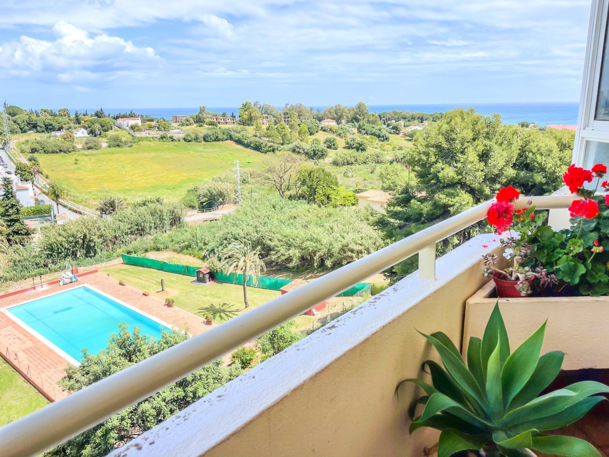 Modern Apartment With Terrace - 2 Min From The Beach Estepona Zewnętrze zdjęcie